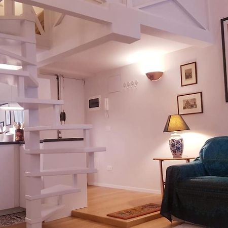 Domus Lupae -Live In The Heart Of Rome Apartment Bagian luar foto