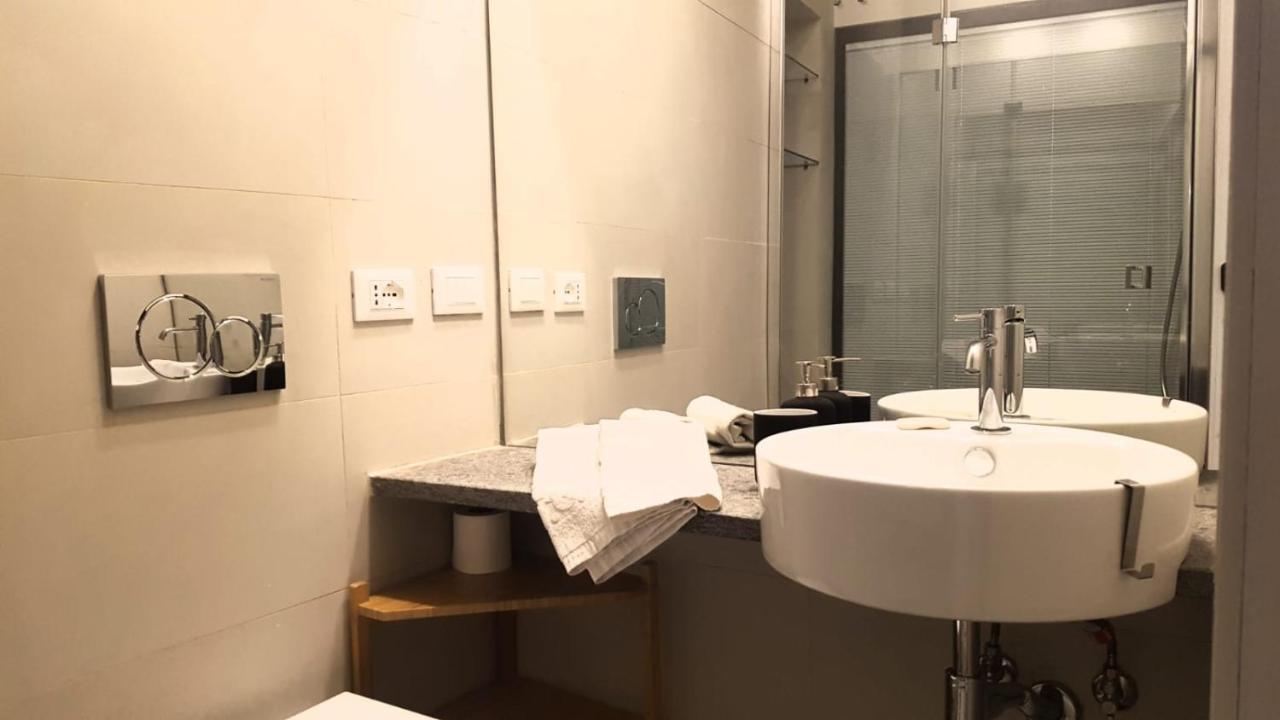 Domus Lupae -Live In The Heart Of Rome Apartment Bagian luar foto